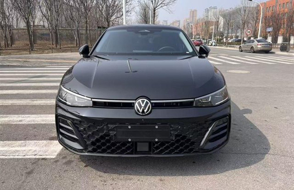 imgi_4_Volkswagen Passat 2 2026 Volkswagen Passat Pro 380TSI Dragon Edition - Ready for Export From China | Chinese Cars in Angola - Image 1
